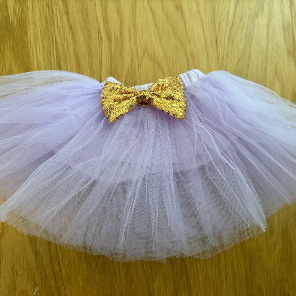 Tutu Lavender Tulle Skirt with a Gold Sequin Bow